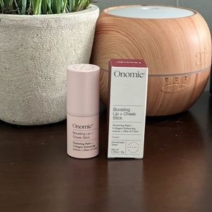 Onomie Boosting Lip + Cheek Stick Tamar